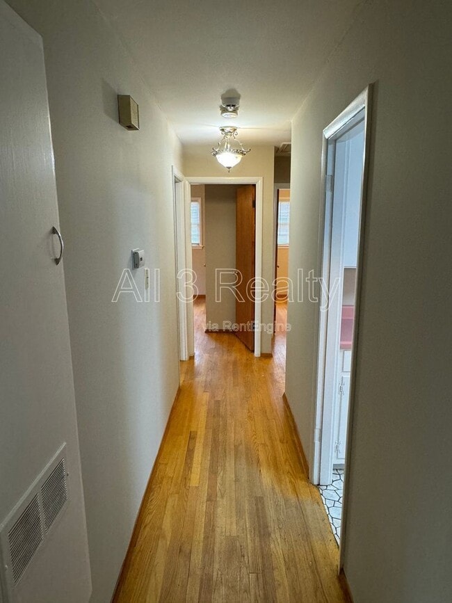 Building Photo - 3390 Arborfield Rd