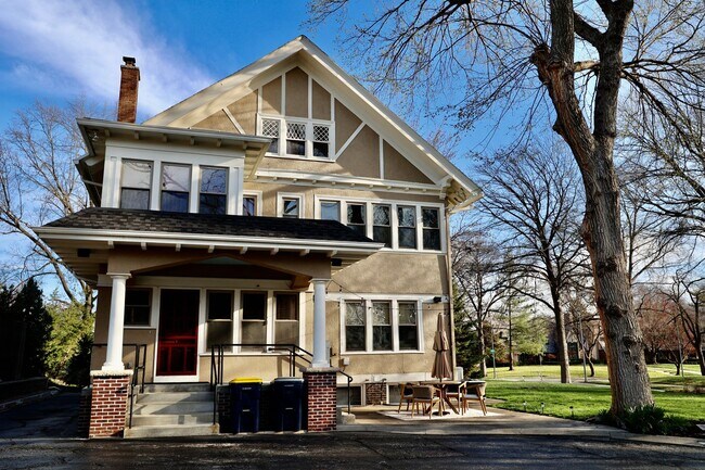 Building Photo - Stunning Historic Estate + In Ground Pool + Private Carriage House + Chef's Kitchen + Two Car Garage