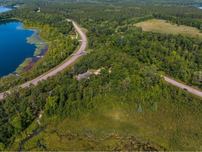 Building Photo - 11423 Fawn Lake Rd