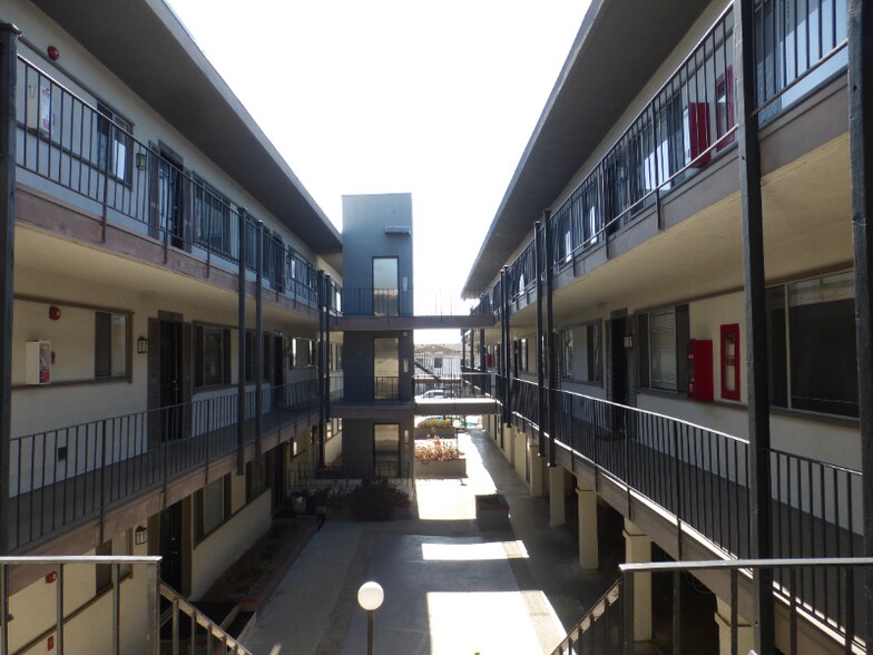 Building Photo - 20810 Amie Ave