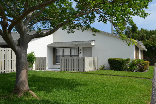 Building Photo - 431 Jupiter Lakes Blvd