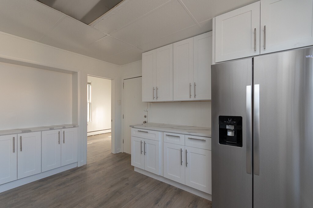 Building Photo - 3736 W Wabansia Ave