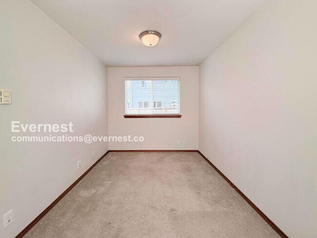 Building Photo - 14504 Ash Way