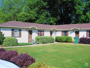 Building Photo - College Corner Apartments