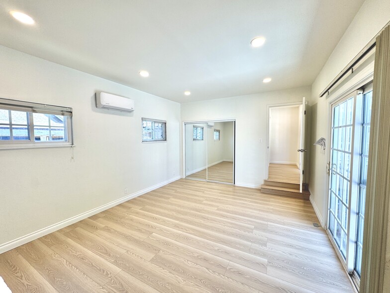 Building Photo - 11720 Utah Ave