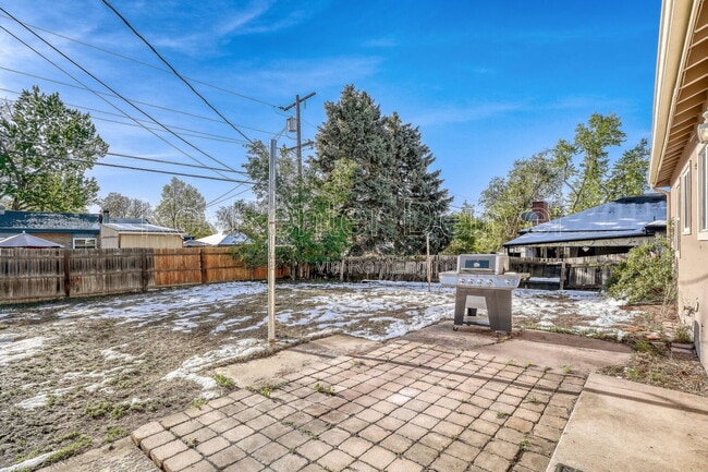 Building Photo - 1672 S Patton Ct