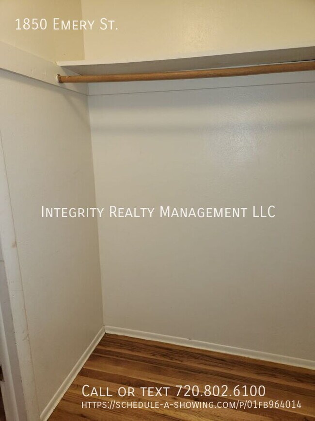 Building Photo - 1850 Emery St