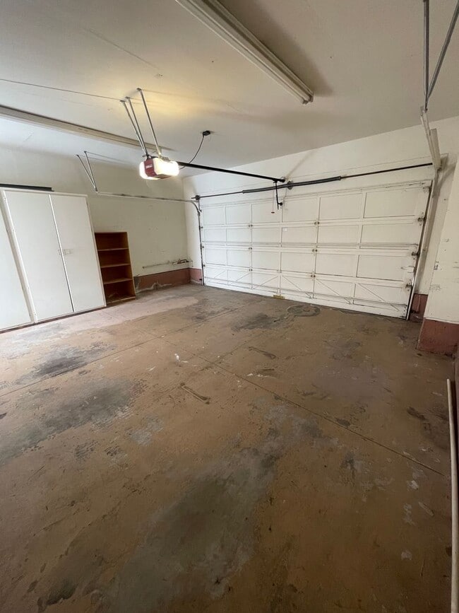 Building Photo - Spacious 2 Bed, 2 Bath House in Prestigious Coto de Caza For Rent!