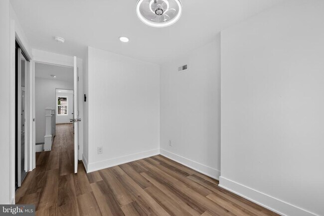Building Photo - 807 N 42nd St
