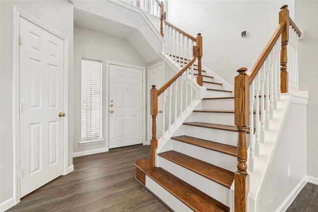 Building Photo - 59 N Avonlea Cir