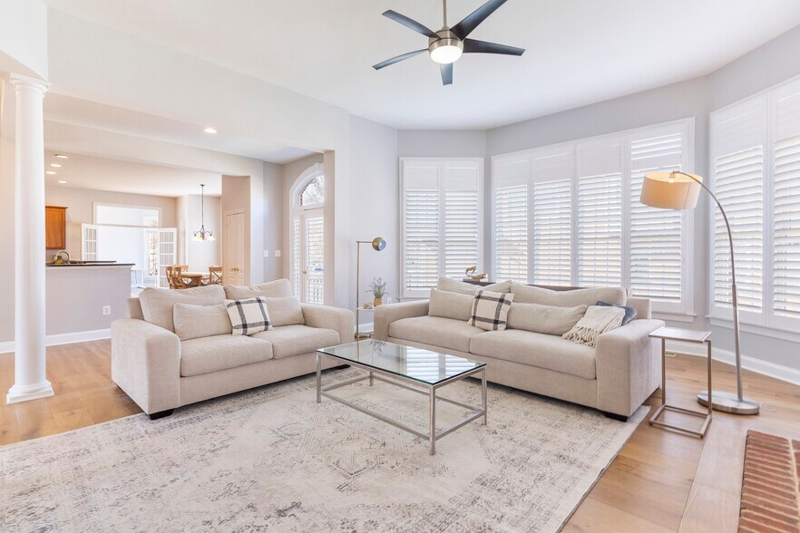 Building Photo - 4522 Mixed Willow Pl