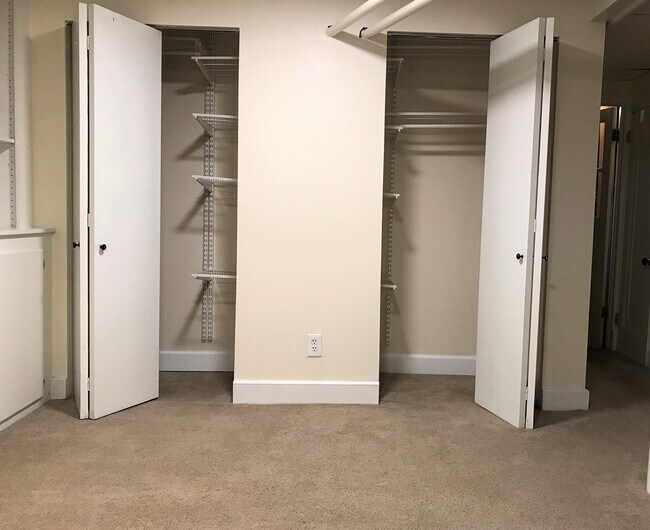 Building Photo - 1816 A St SE