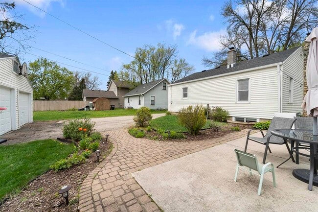 Building Photo - 4269 Doncaster Dr