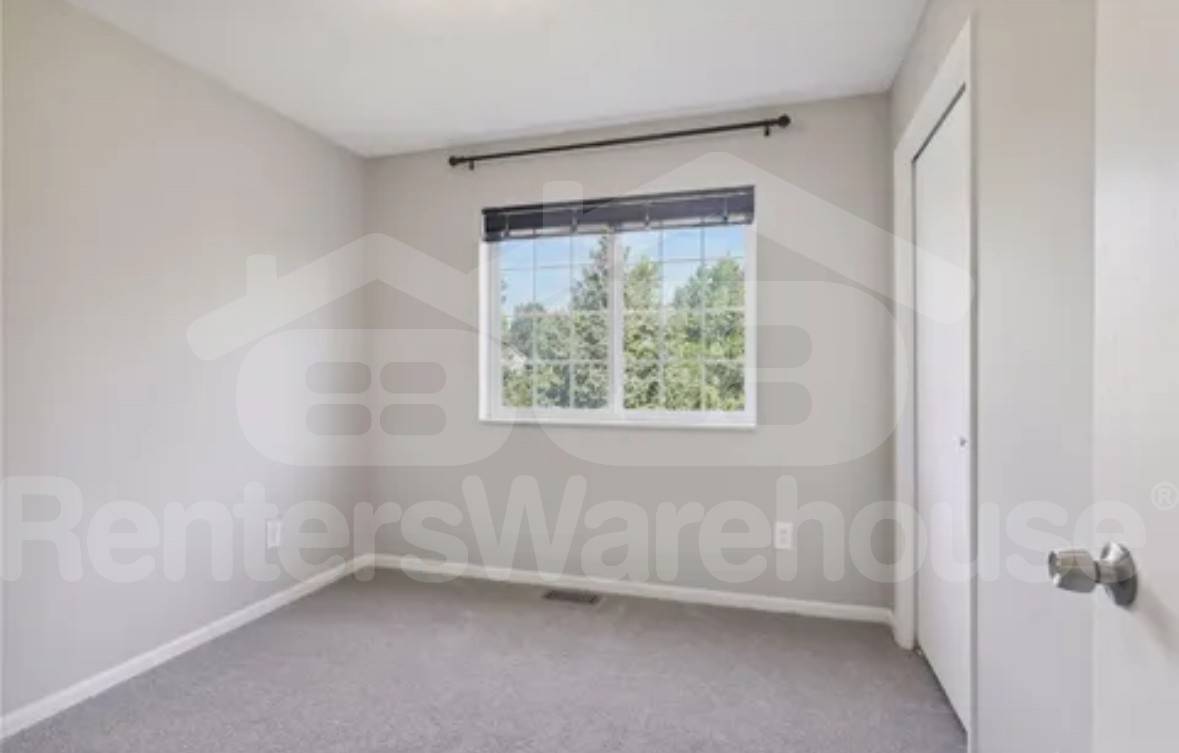 Building Photo - 16168 70th Pl N