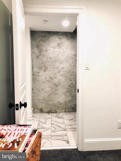 Building Photo - 8 N New St