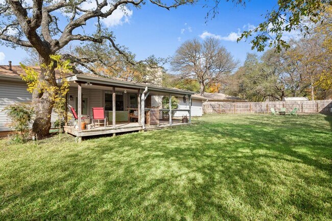 Building Photo - 12101 Carmel Park Ln