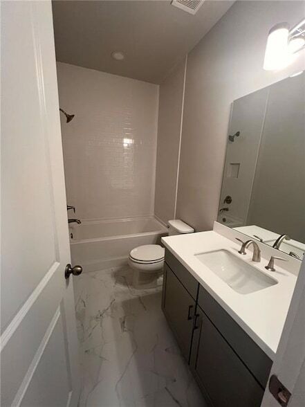 Building Photo - 1220 Waterfall Ct