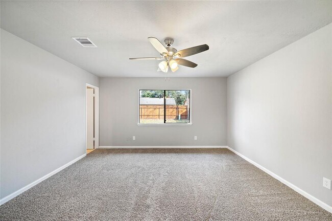 Building Photo - 4406 Kacee Dr