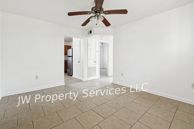 Building Photo - 204 Wilker Neal Ave