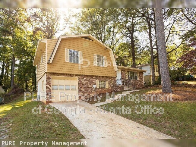 Primary Photo - 951 Majesty Ln
