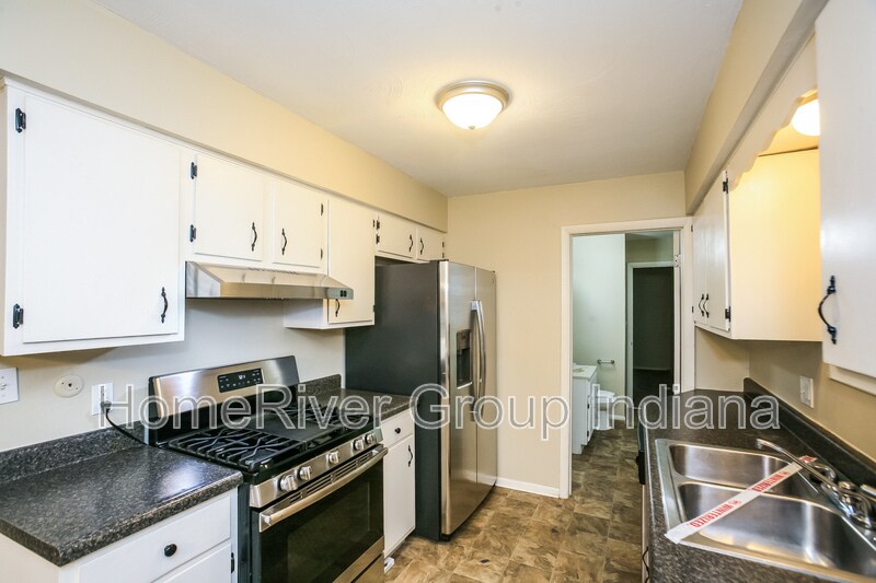 Building Photo - 12209 Dunbar Cir N