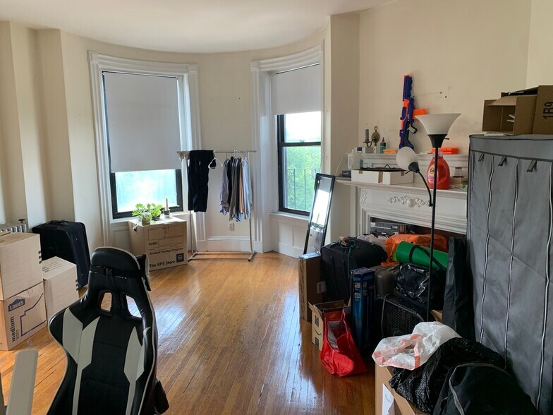 Building Photo - 501 Beacon St
