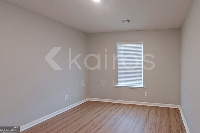 Building Photo - 3470 Bridgewood Dr