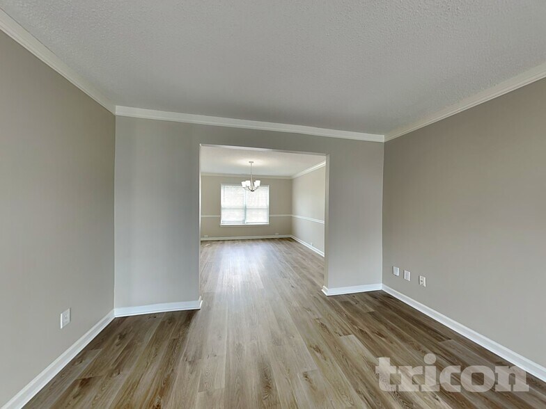 Building Photo - 135 Belmont Terrace