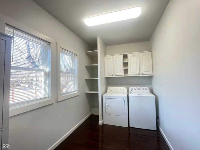 Building Photo - 3818 Central Ave