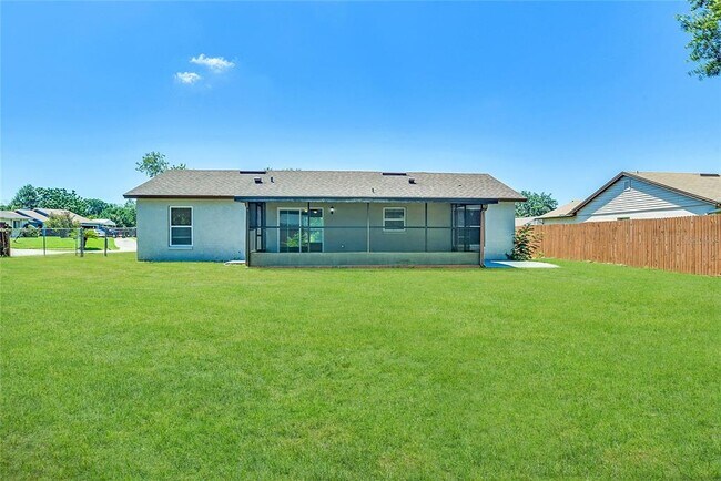 Building Photo - 6446 Powers Pointe Cir