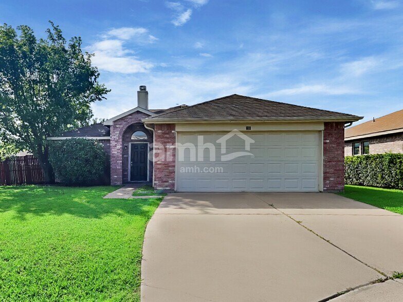 Primary Photo - 702 Castlewick Ct