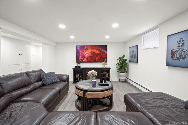 Building Photo - 59 Hoags Cross Rd