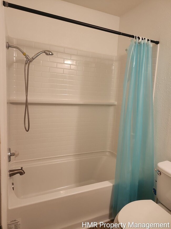 Building Photo - Spacious 4-Bedroom Home with Pool