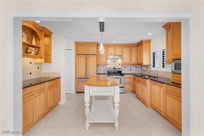 Building Photo - 9615 Halyards Ct