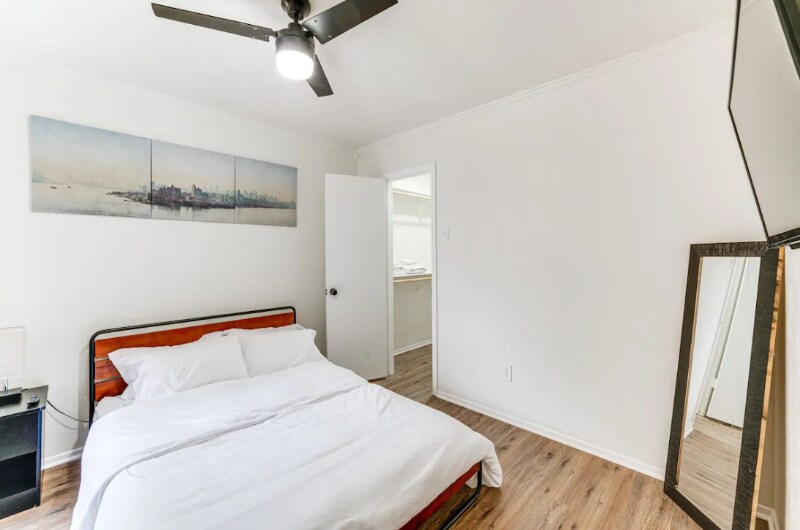 Building Photo - 2912 Pegasus Dr