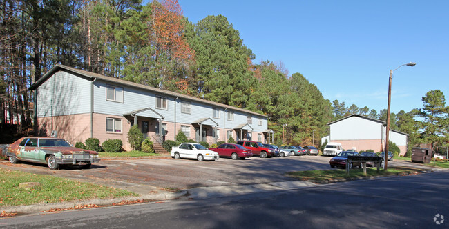 Primary Photo - Delmont Apartments