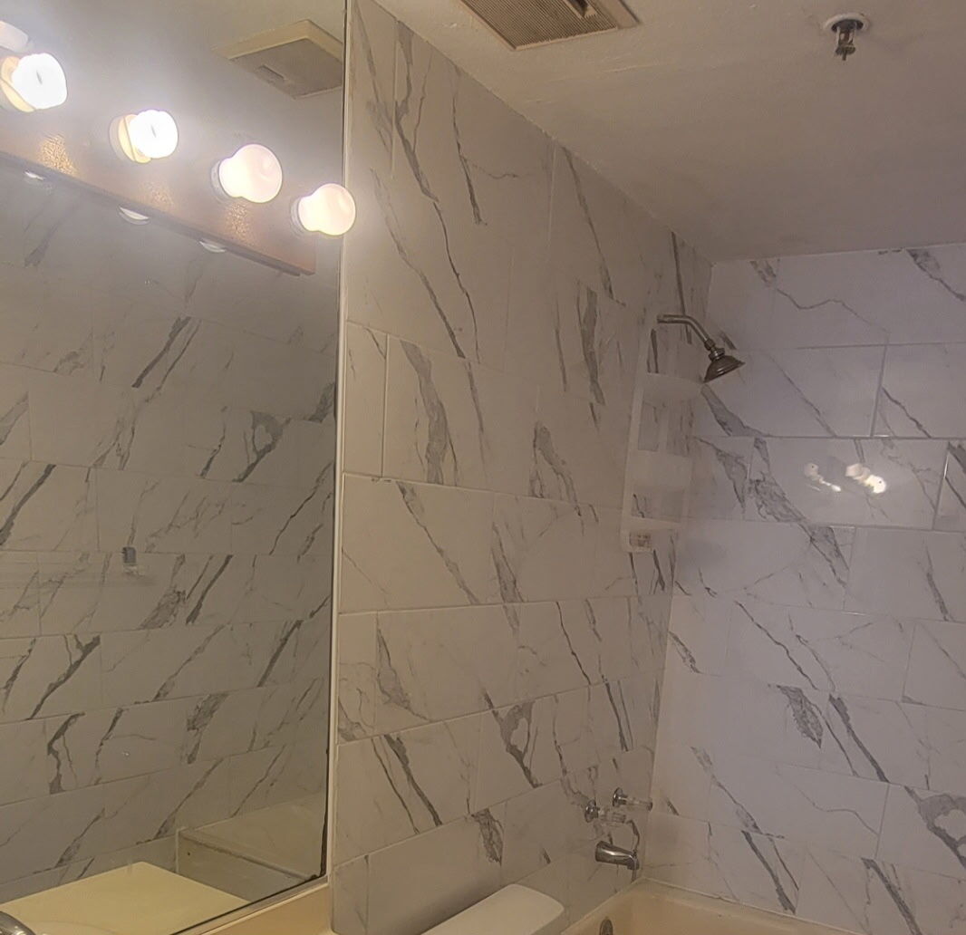 Building Photo - 10960 Ashton Ave