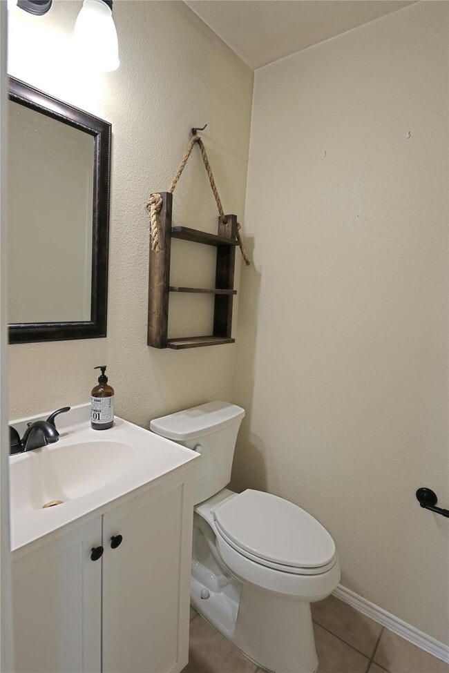 Building Photo - 4324 Biscayne-