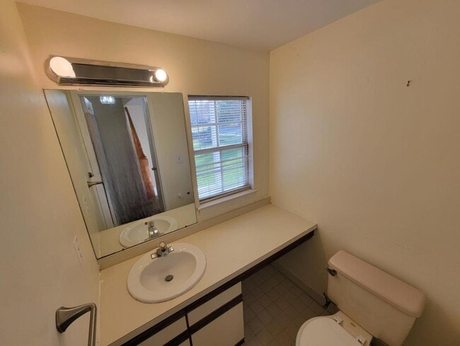 Building Photo - 1 Jodhpur Ct