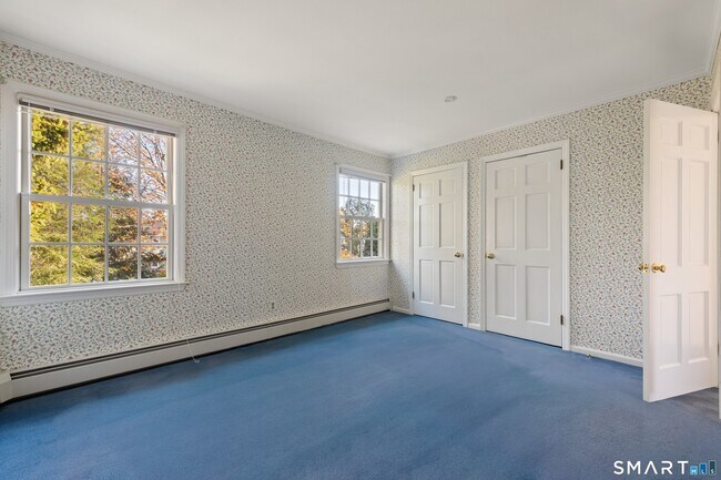 Building Photo - 56 Drake Ln