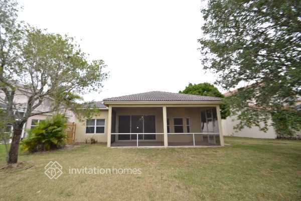 Building Photo - 3746 Old Lighthouse Cir