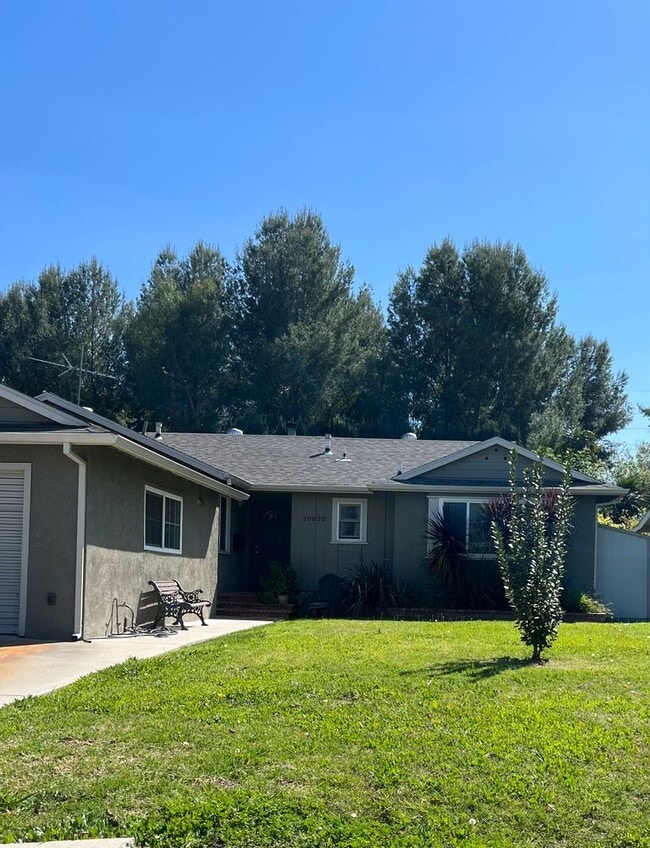 Primary Photo - 1 bed, 1 bath Guest unit in Woodland Hills