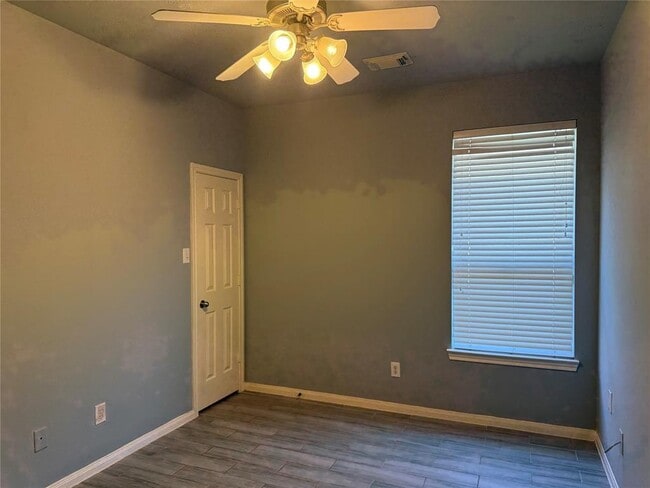 Building Photo - 7307 Slippery Elm Ln