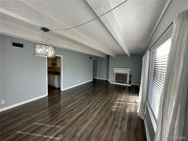 Building Photo - 2525 S Dayton Way