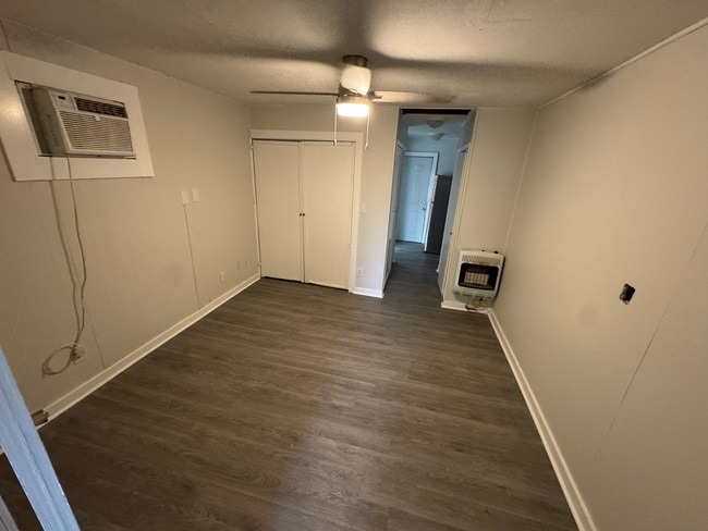 Building Photo - Legion Park