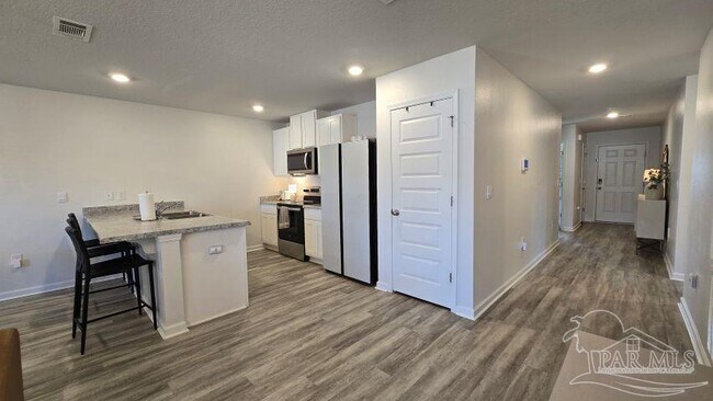 Building Photo - 4433 Tiger Oak Ct