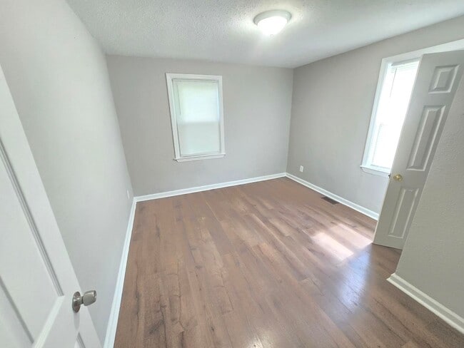 Building Photo - Charming Home in East Baltimore