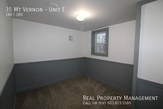 Building Photo - Spacious Multi Level 1 Bedroom with Office!