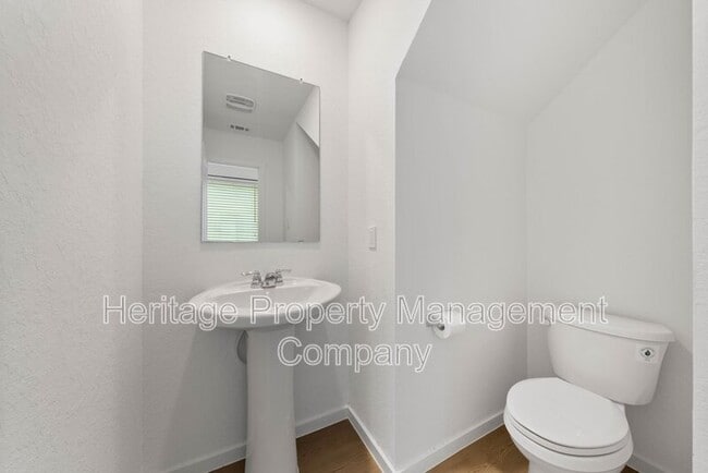 Building Photo - 12135 Floral Blossom