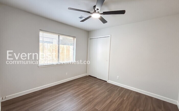 Building Photo - 4730 Black Rock St